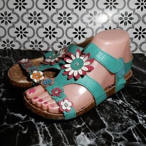 Link burk style sandles sz 3